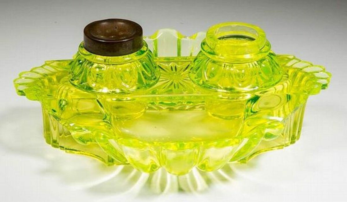 Read more about the article Is Vaseline Glass Valuable & Safe? What You Should Know