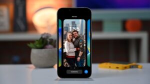 Read more about the article Missing Gems: iOS 17 Leaves Behind Live Photos