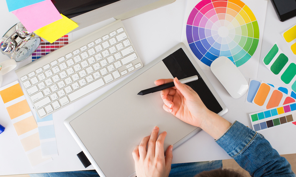 Read more about the article How to Choose the Best Logo Designers for Lasting Success