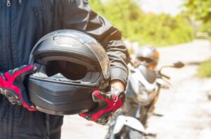 Read more about the article How Comparative Negligence Rules Impact Motorcycle Accident Claims